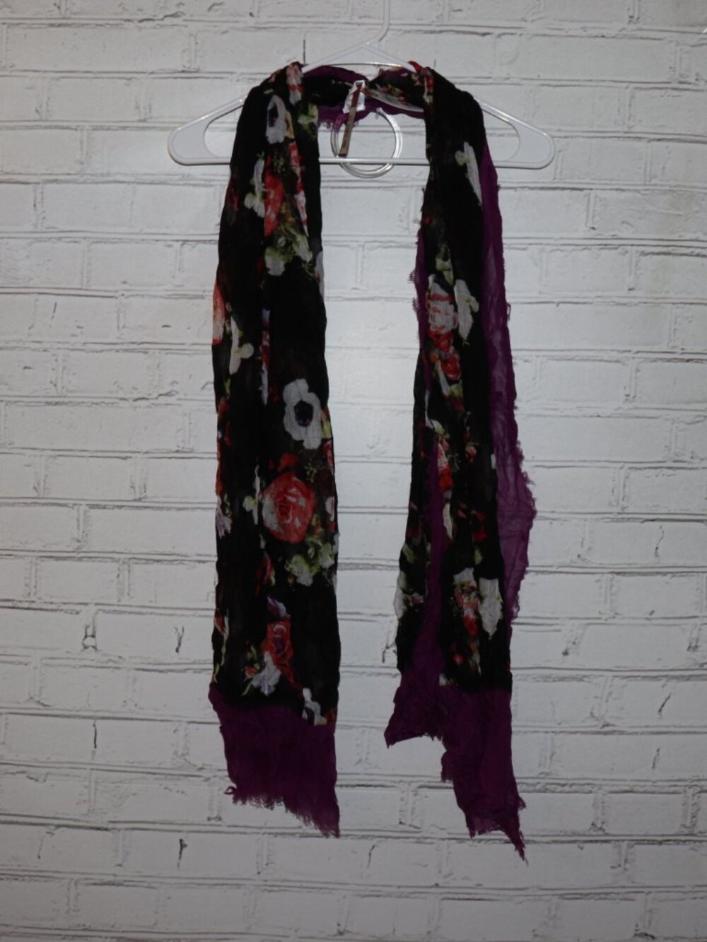🌺 Merona Floral Scarf · NWT · 40" x 68"